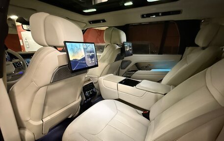 Land Rover Range Rover IV рестайлинг, 2024 год, 24 990 000 рублей, 13 фотография