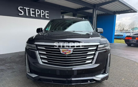 Cadillac Escalade V, 2025 год, 17 000 000 рублей, 2 фотография