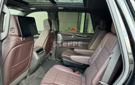 Cadillac Escalade V, 2025 год, 17 000 000 рублей, 16 фотография