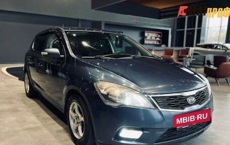 KIA cee'd I рестайлинг, 2010 год, 429 000 рублей, 3 фотография