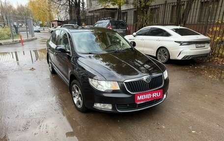Skoda Superb III рестайлинг, 2012 год, 1 050 000 рублей, 1 фотография