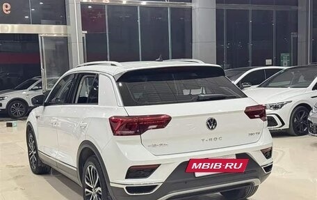 Volkswagen T-Roc I, 2022 год, 1 794 105 рублей, 4 фотография