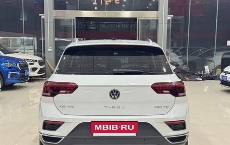 Volkswagen T-Roc I, 2022 год, 1 794 105 рублей, 5 фотография