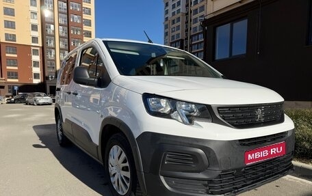 Peugeot Rifter I, 2019 год, 1 740 000 рублей, 1 фотография