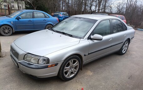 Volvo S80 II рестайлинг 2, 2000 год, 250 000 рублей, 3 фотография
