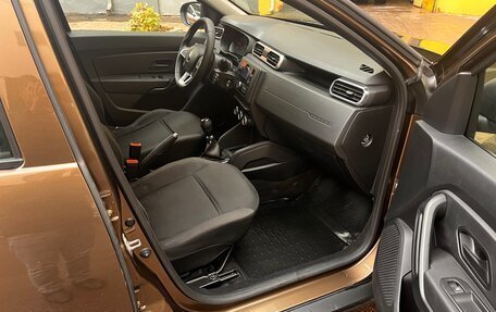 Renault Duster, 2022 год, 1 350 000 рублей, 3 фотография