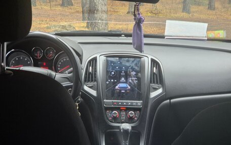 Opel Astra J, 2011 год, 650 000 рублей, 5 фотография