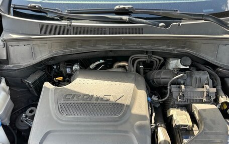 Hyundai Santa Fe III рестайлинг, 2015 год, 2 000 000 рублей, 16 фотография