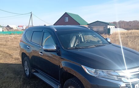 Mitsubishi Pajero Sport III рестайлинг, 2019 год, 2 850 000 рублей, 3 фотография