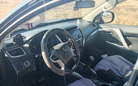 Mitsubishi Pajero Sport III рестайлинг, 2019 год, 2 850 000 рублей, 5 фотография