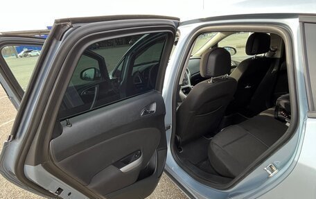 Opel Astra J, 2011 год, 595 000 рублей, 9 фотография