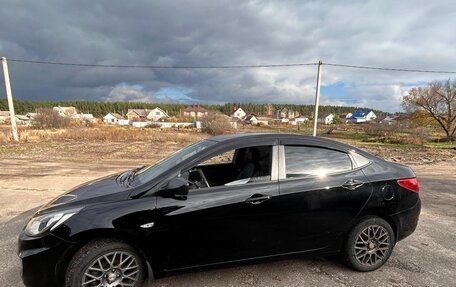 Hyundai Solaris II рестайлинг, 2011 год, 690 000 рублей, 3 фотография