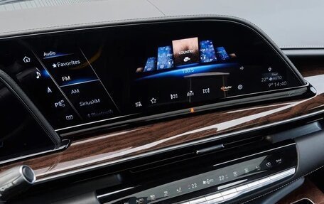 Cadillac Escalade V, 2022 год, 11 999 000 рублей, 18 фотография