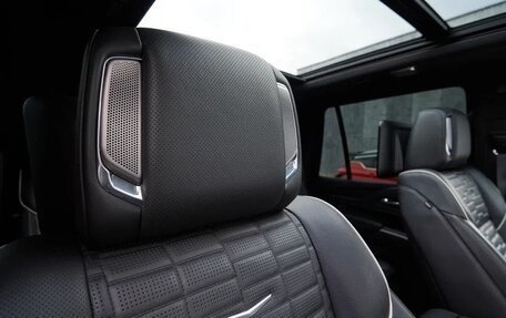 Cadillac Escalade V, 2022 год, 11 999 000 рублей, 24 фотография