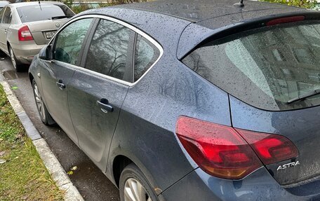 Opel Astra J, 2011 год, 650 000 рублей, 5 фотография