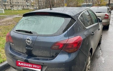Opel Astra J, 2011 год, 650 000 рублей, 4 фотография