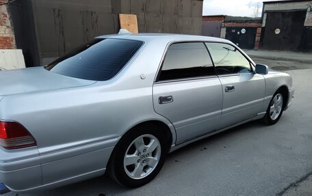 Toyota Crown, 1998 год, 700 000 рублей, 8 фотография