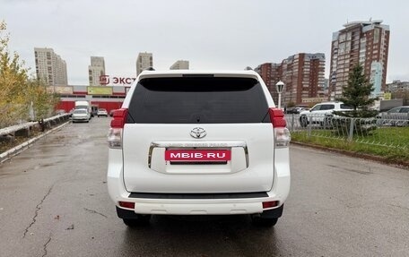 Toyota Land Cruiser Prado 150 рестайлинг 2, 2013 год, 2 549 000 рублей, 6 фотография