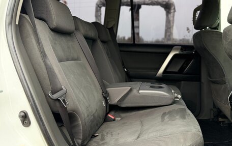 Toyota Land Cruiser Prado 150 рестайлинг 2, 2013 год, 2 549 000 рублей, 28 фотография