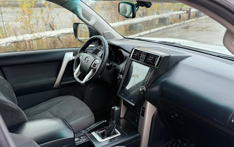 Toyota Land Cruiser Prado 150 рестайлинг 2, 2013 год, 2 549 000 рублей, 26 фотография