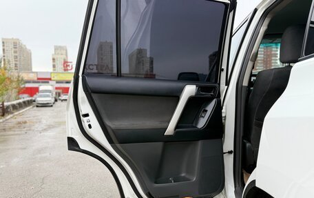 Toyota Land Cruiser Prado 150 рестайлинг 2, 2013 год, 2 549 000 рублей, 30 фотография