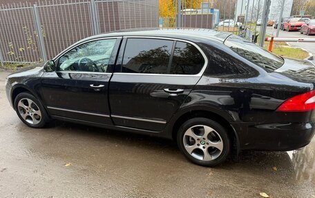 Skoda Superb III рестайлинг, 2012 год, 1 050 000 рублей, 8 фотография