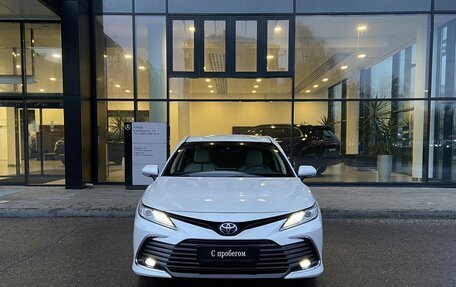 Toyota Camry, 2021 год, 3 490 000 рублей, 2 фотография