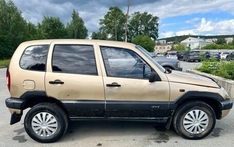 Chevrolet Niva I рестайлинг, 2004 год, 240 000 рублей, 6 фотография