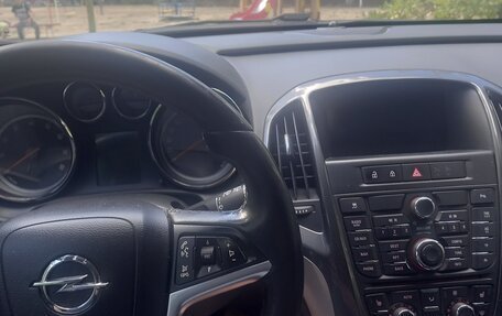 Opel Astra J, 2013 год, 800 000 рублей, 5 фотография