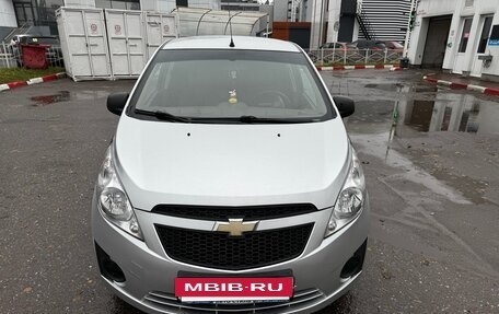 Chevrolet Spark III, 2012 год, 579 000 рублей, 2 фотография