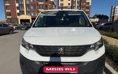 Peugeot Rifter I, 2019 год, 1 740 000 рублей, 2 фотография