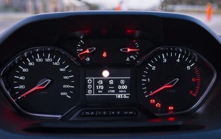 Peugeot Rifter I, 2019 год, 1 740 000 рублей, 15 фотография