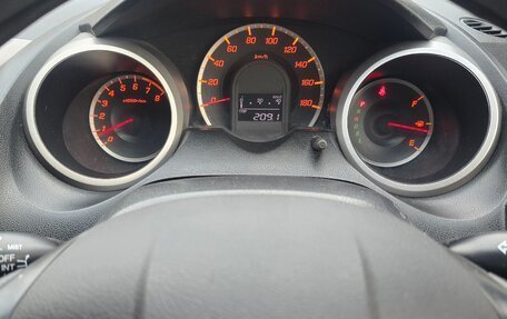 Honda Fit III, 2010 год, 830 000 рублей, 8 фотография