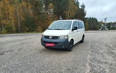Volkswagen Transporter T5 рестайлинг, 2003 год, 1 070 000 рублей, 1 фотография