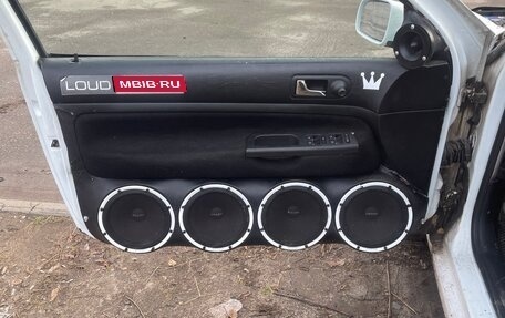 Volkswagen Golf IV, 1998 год, 300 000 рублей, 1 фотография