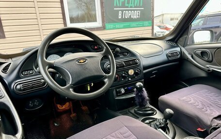 Chevrolet Niva I рестайлинг, 2007 год, 299 999 рублей, 16 фотография