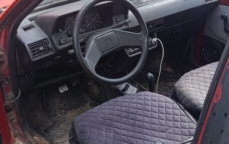 Volkswagen Polo III рестайлинг, 1987 год, 100 000 рублей, 10 фотография