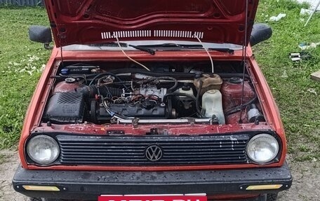 Volkswagen Polo III рестайлинг, 1987 год, 100 000 рублей, 4 фотография