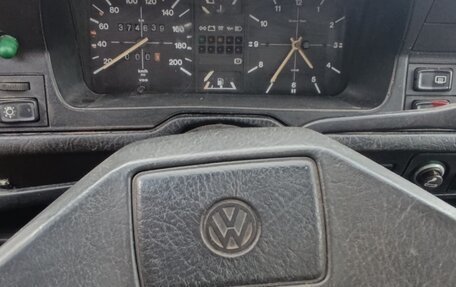 Volkswagen Polo III рестайлинг, 1987 год, 100 000 рублей, 17 фотография