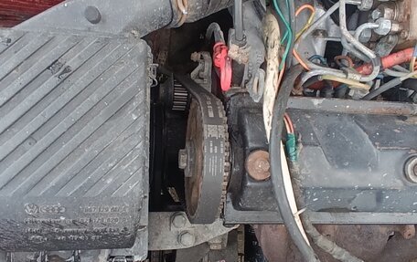 Volkswagen Polo III рестайлинг, 1987 год, 100 000 рублей, 22 фотография