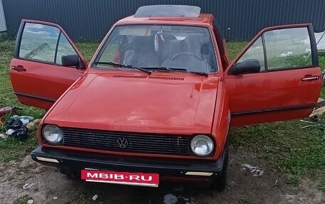 Volkswagen Polo III рестайлинг, 1987 год, 100 000 рублей, 19 фотография