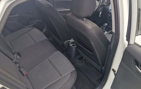 Hyundai Solaris II рестайлинг, 2017 год, 970 000 рублей, 11 фотография