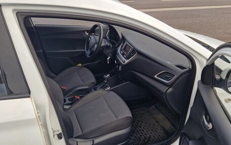 Hyundai Solaris II рестайлинг, 2017 год, 970 000 рублей, 9 фотография