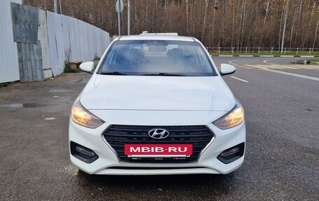 Hyundai Solaris II рестайлинг, 2017 год, 970 000 рублей, 3 фотография