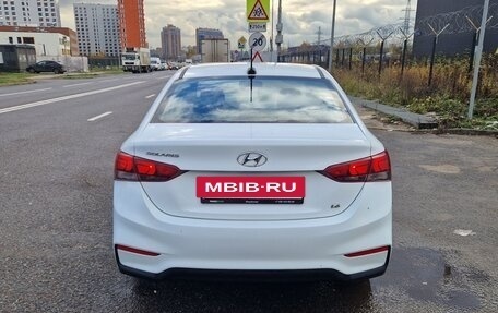 Hyundai Solaris II рестайлинг, 2017 год, 970 000 рублей, 4 фотография
