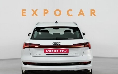 Audi e-tron I, 2020 год, 4 749 000 рублей, 6 фотография