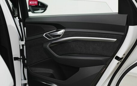 Audi e-tron I, 2020 год, 4 749 000 рублей, 21 фотография