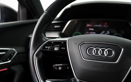 Audi e-tron I, 2020 год, 4 749 000 рублей, 34 фотография