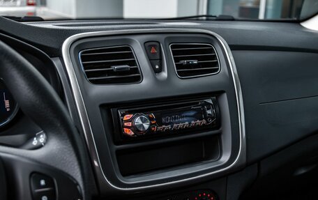 Renault Sandero II рестайлинг, 2014 год, 750 000 рублей, 16 фотография