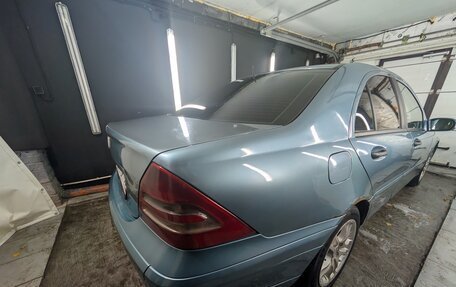 Mercedes-Benz C-Класс, 2001 год, 350 000 рублей, 5 фотография